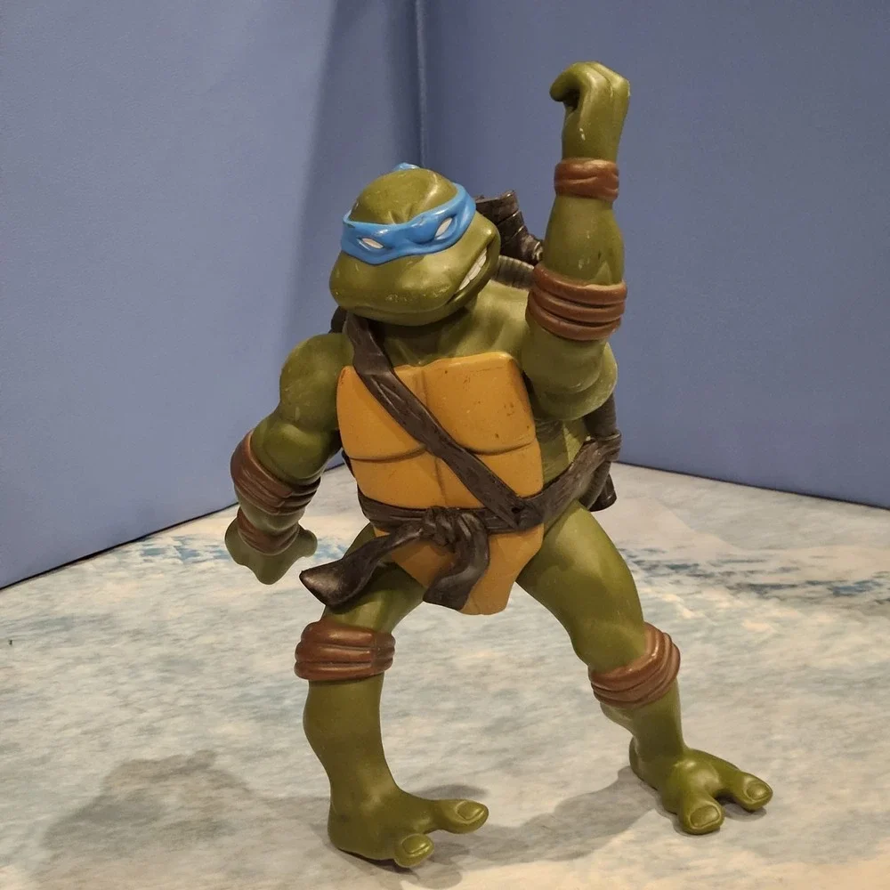2002 Playmates TMNT Leonardo 12